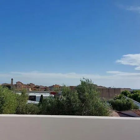 Duplex T3 Neuf De 4 A 6 Personnes 5 Min A Pied Du Centre Et De La Lägenhet LʼÎle-Rousse
