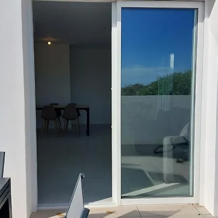 Duplex T3 Neuf De 4 à 6 Personnes 5 Min à Pied Du Centre Et De La *