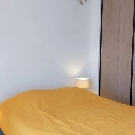 Duplex T3 Neuf De 4 à 6 Personnes 5 Min à Pied Du Centre Et De La LʼÎle-Rousse